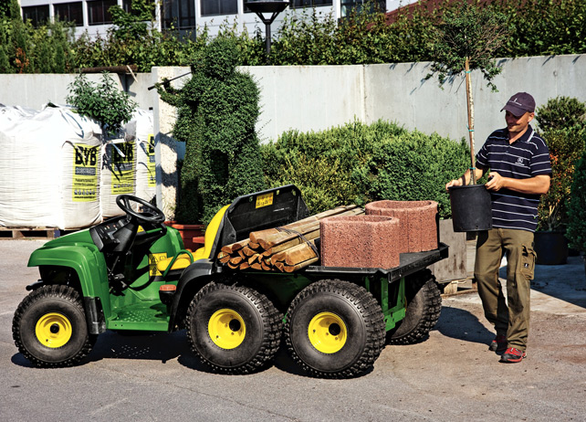 John Deere Gator TH